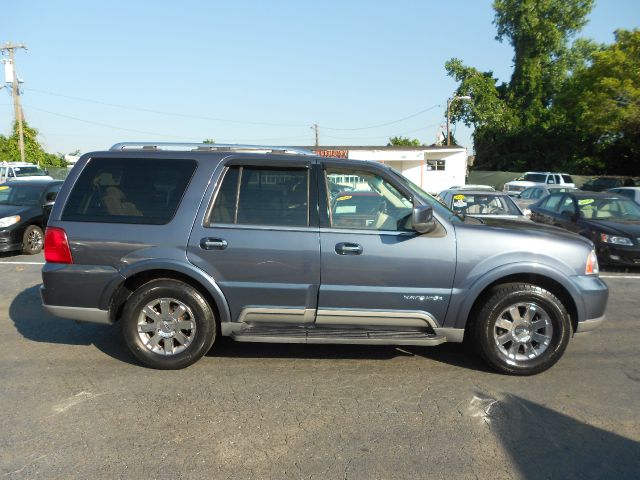 2003 Lincoln Navigator 2dr Coupe Convertible