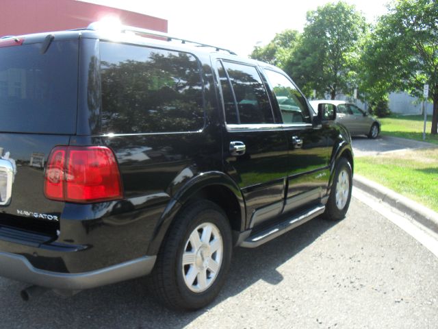 2003 Lincoln Navigator 2.8 Avant Quattro AWD