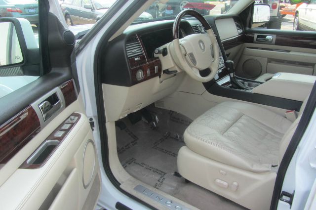 2003 Lincoln Navigator Wagon LX