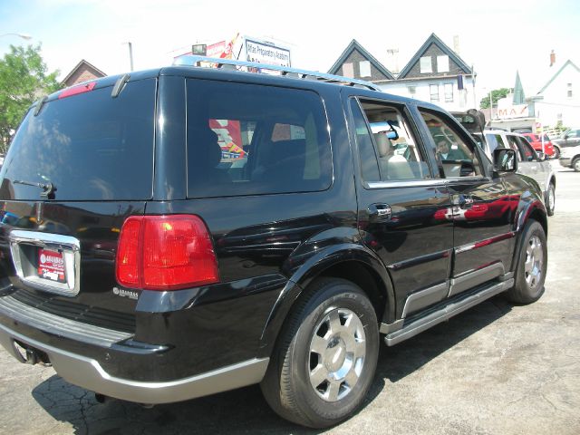 2004 Lincoln Navigator 2dr Coupe Convertible