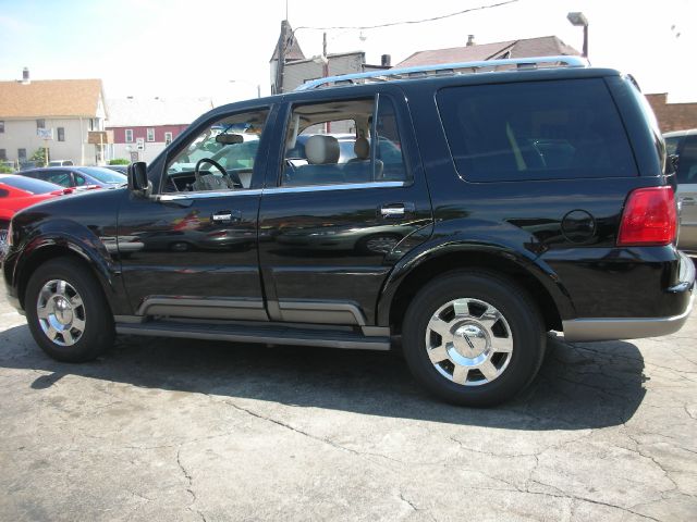 2004 Lincoln Navigator 2dr Coupe Convertible