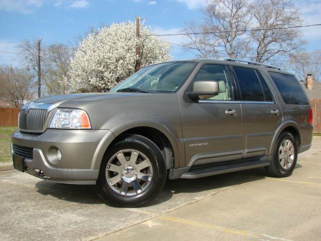 2004 Lincoln Navigator Unknown