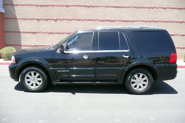 2004 Lincoln Navigator 2dr Coupe Convertible