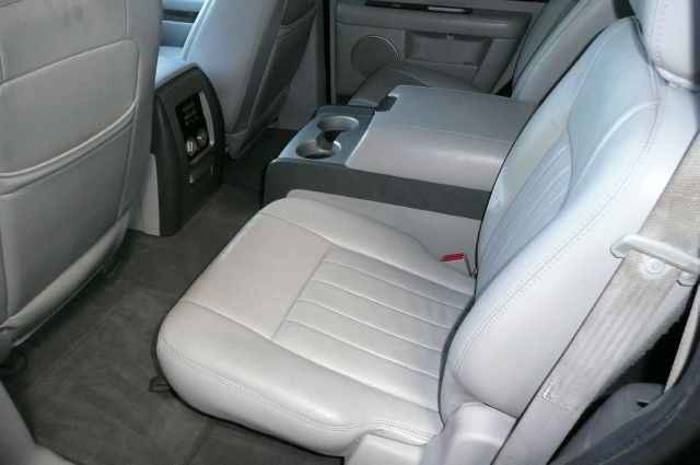 2004 Lincoln Navigator 2dr Coupe Convertible