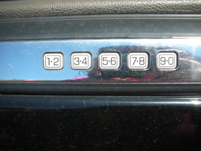 2004 Lincoln Navigator 2dr Coupe Convertible