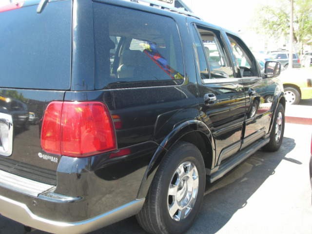 2004 Lincoln Navigator 2dr Coupe Convertible