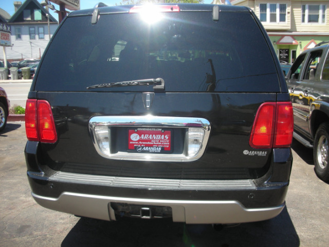 2004 Lincoln Navigator 2dr Coupe Convertible