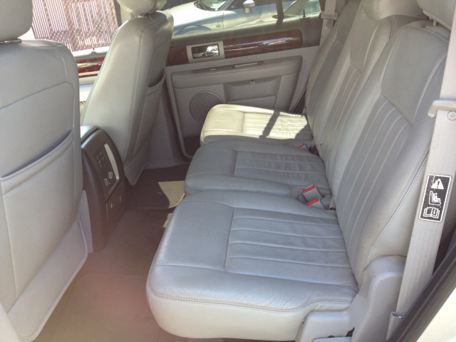 2004 Lincoln Navigator LT Z71 Offroad