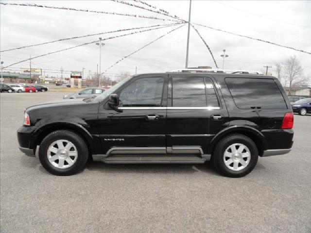 2004 Lincoln Navigator GLS PZEV