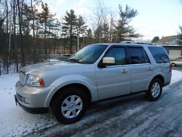 2005 Lincoln Navigator Sport W/navigation