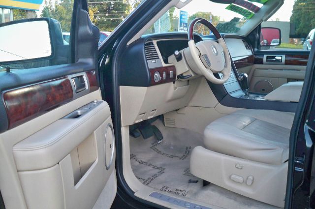 2005 Lincoln Navigator 1500 HD LT