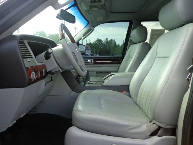 2005 Lincoln Navigator Sport W/navigation
