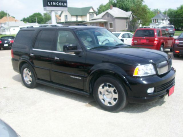 2005 Lincoln Navigator 2dr Coupe Convertible