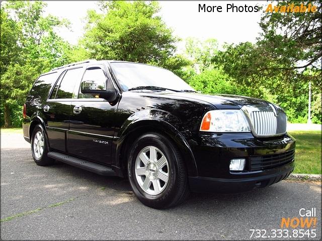 2005 Lincoln Navigator Coupe