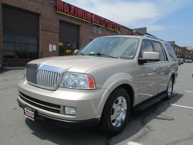 2005 Lincoln Navigator 4DR LS AWD