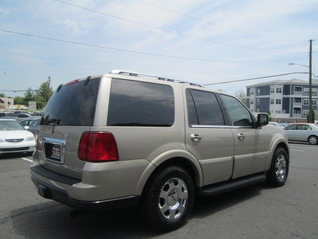 2005 Lincoln Navigator 4DR LS AWD
