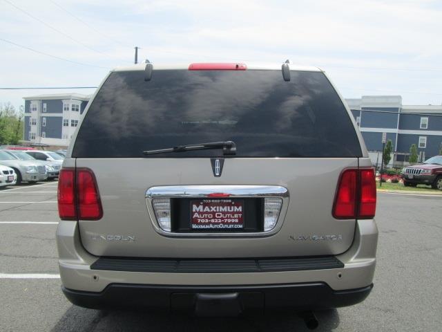 2005 Lincoln Navigator 4DR LS AWD