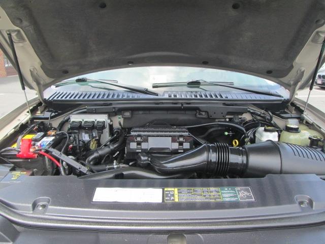 2005 Lincoln Navigator 4DR LS AWD