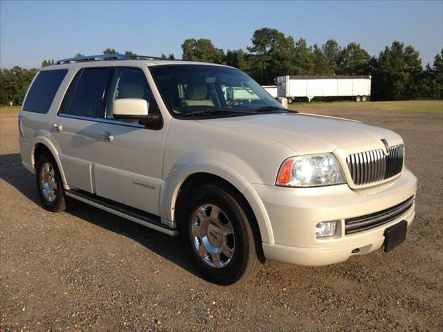 2006 Lincoln Navigator SLT 25