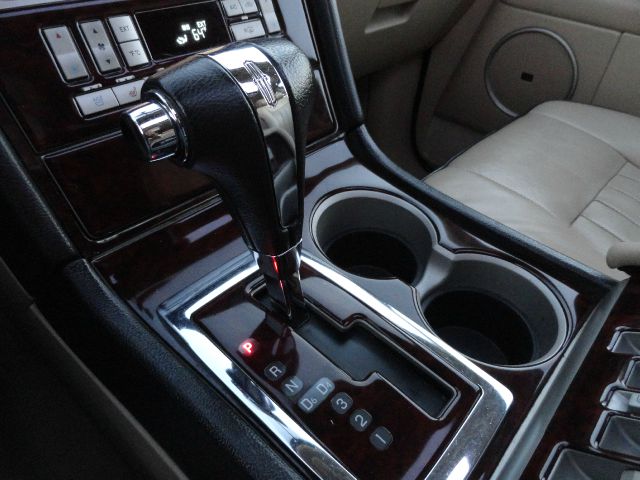 2006 Lincoln Navigator 3.8 Grand Touring Auto