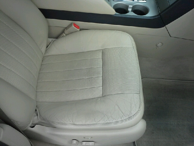 2006 Lincoln Navigator GLS PZEV