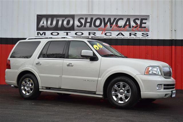 2006 Lincoln Navigator 4WD Crew Cab LE