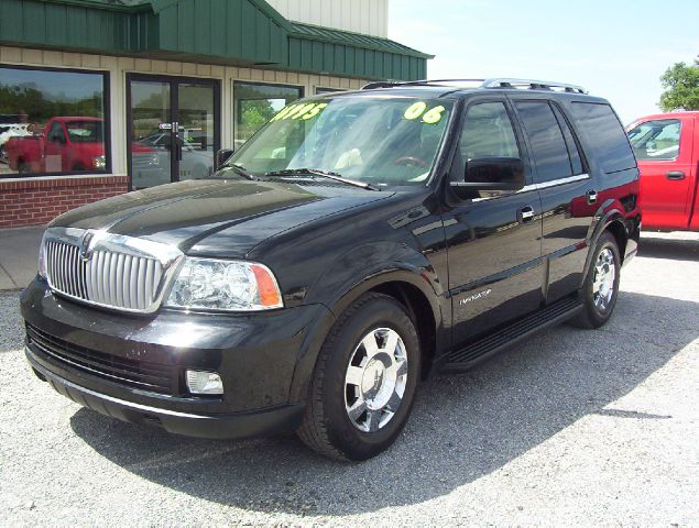 2006 Lincoln Navigator Ram 3500 Diesel 2-WD