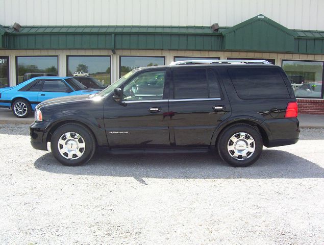 2006 Lincoln Navigator Ram 3500 Diesel 2-WD