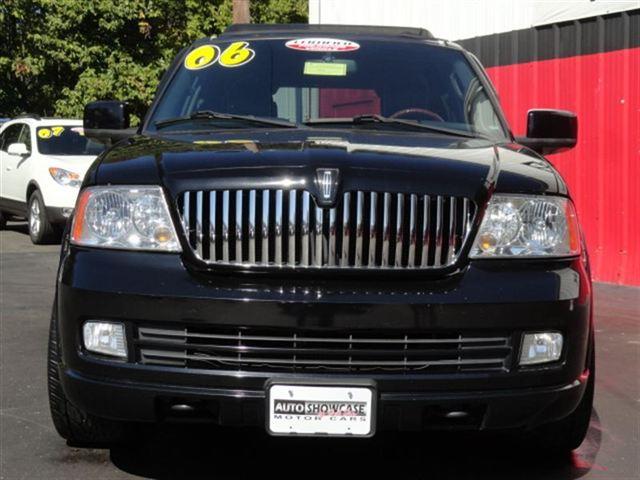 2006 Lincoln Navigator 4WD Crew Cab LE