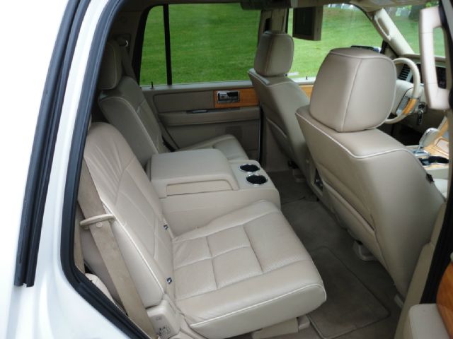 2007 Lincoln Navigator 3.0si Coupe