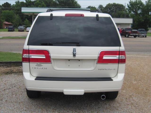 2007 Lincoln Navigator 2WD 4dr V6 SE SUV