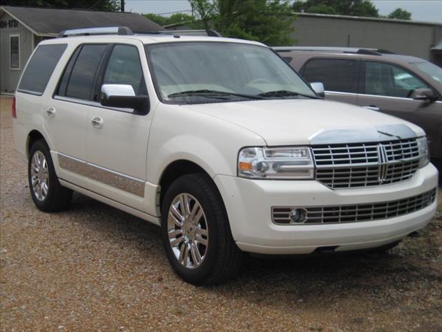 2007 Lincoln Navigator 2WD 4dr V6 SE SUV