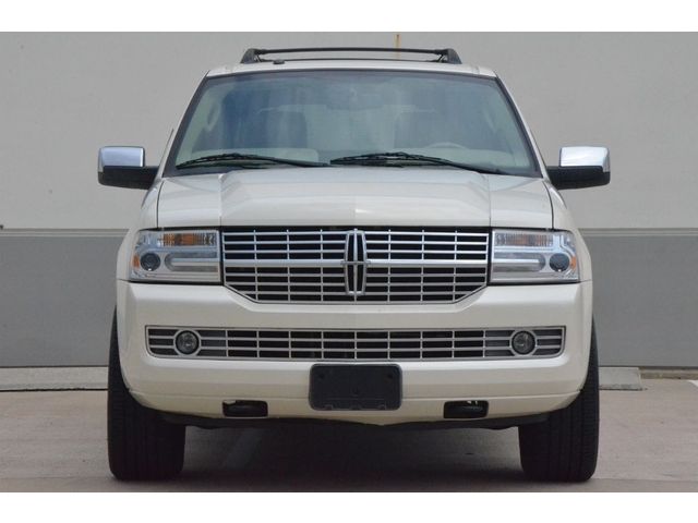 2007 Lincoln Navigator Ram 3500 Diesel 2-WD