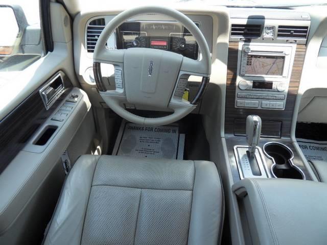 2007 Lincoln Navigator Coupe