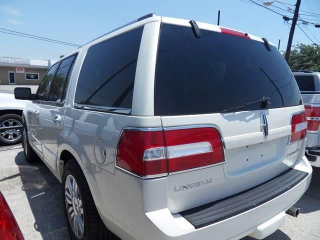 2007 Lincoln Navigator Coupe
