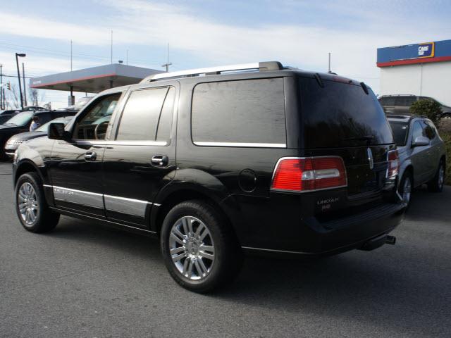 2008 Lincoln Navigator Unknown
