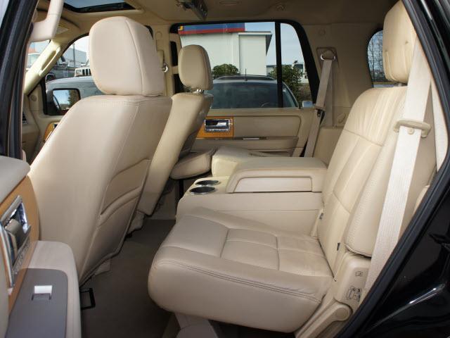 2008 Lincoln Navigator Unknown