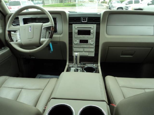 2008 Lincoln Navigator Unknown