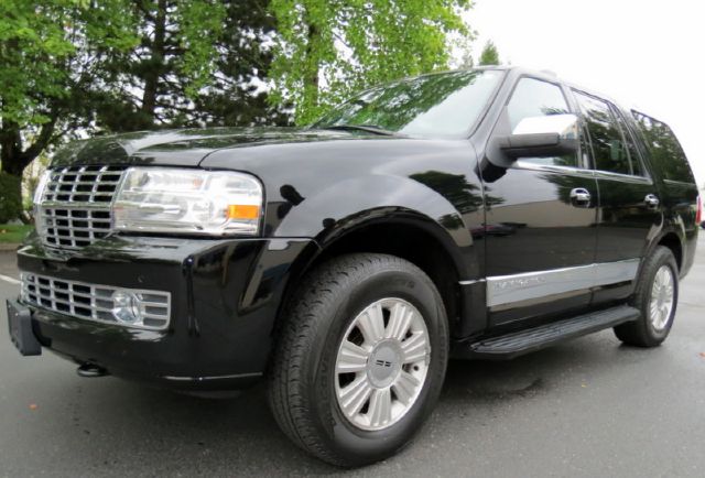2009 Lincoln Navigator Ram 3500 Diesel 2-WD