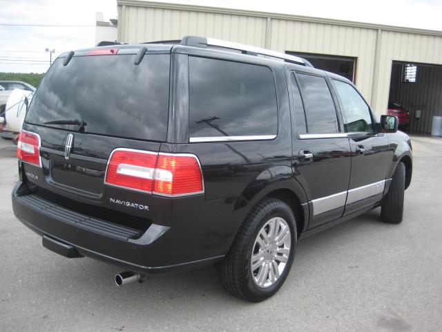 2011 Lincoln Navigator Unknown