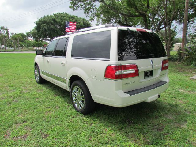 2007 Lincoln Navigator L Ram 3500 Diesel 2-WD