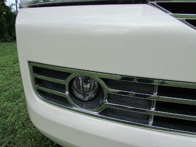 2007 Lincoln Navigator L Ram 3500 Diesel 2-WD