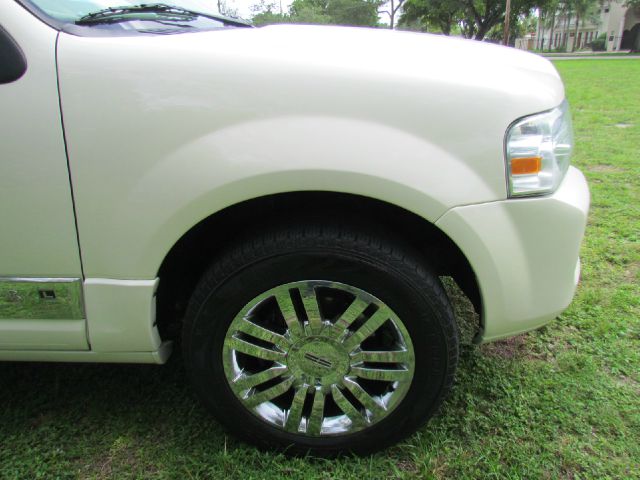 2007 Lincoln Navigator L Ram 3500 Diesel 2-WD