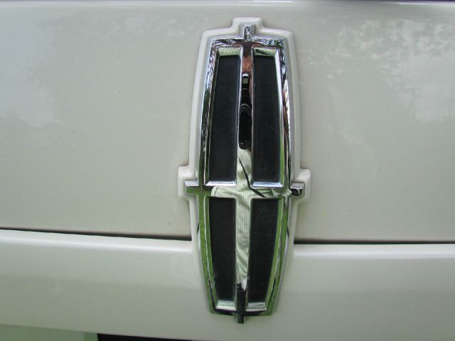 2007 Lincoln Navigator L Ram 3500 Diesel 2-WD