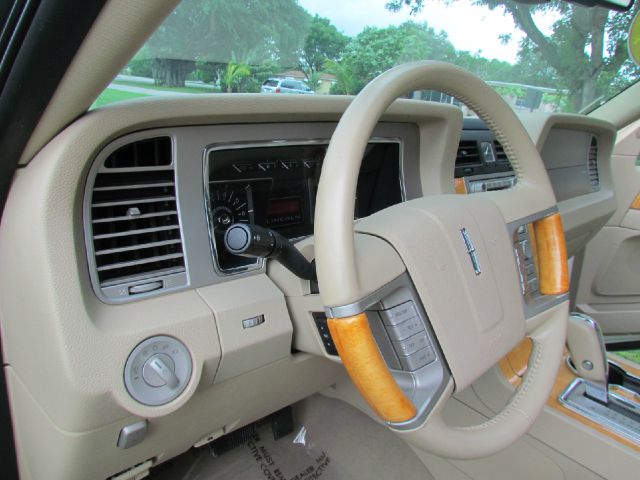 2007 Lincoln Navigator L Ram 3500 Diesel 2-WD