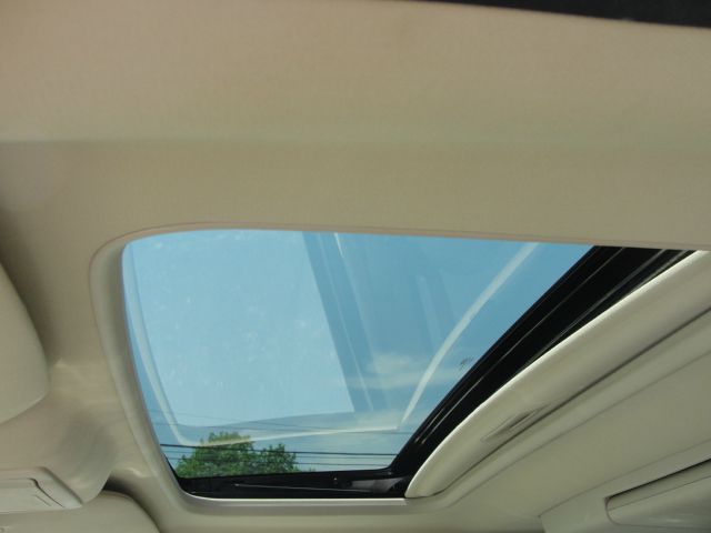 2008 Lincoln Navigator L Ram 3500 Diesel 2-WD