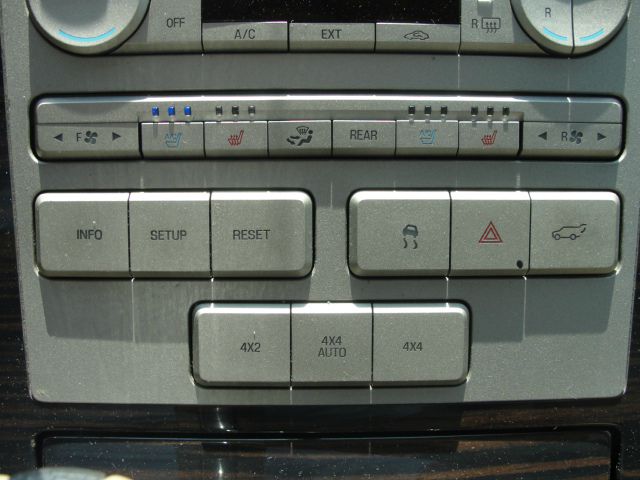 2008 Lincoln Navigator L Ram 3500 Diesel 2-WD