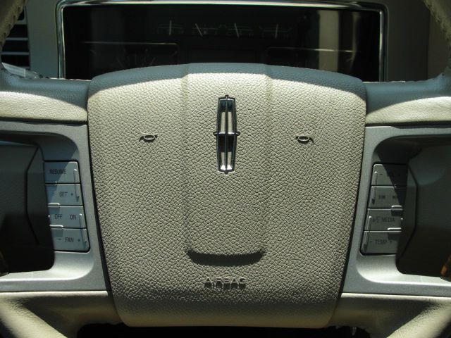 2008 Lincoln Navigator L Ram 3500 Diesel 2-WD