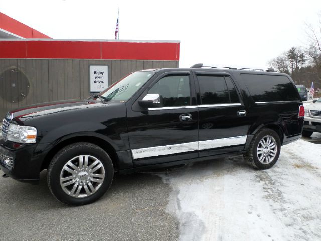 2008 Lincoln Navigator L Ram 3500 Diesel 2-WD