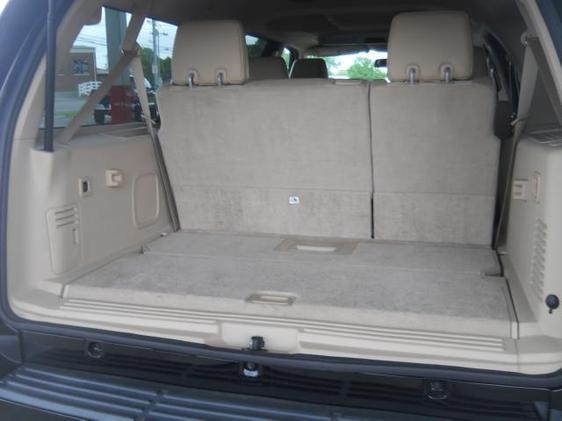 2010 Lincoln Navigator L Ram 3500 Diesel 2-WD